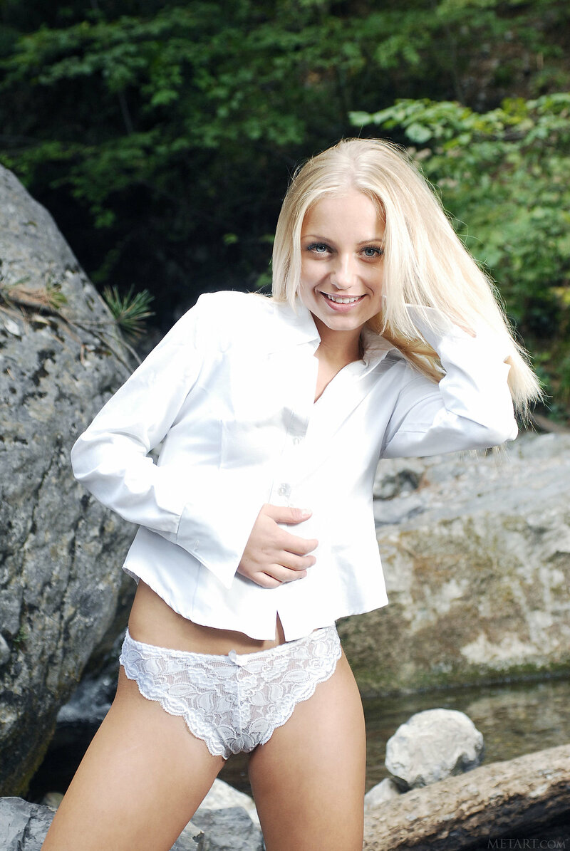 Ксюша, 18 лет, 0 размер груди