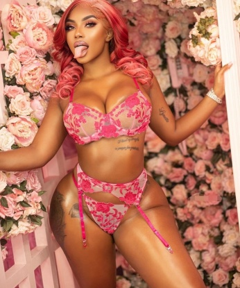 Ульяна, 22 года, 6 размер груди